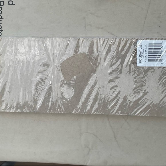 Christmas List 100 Sheets Santa Toys by Papers by C.R. Gibson - Picture 4 of 9